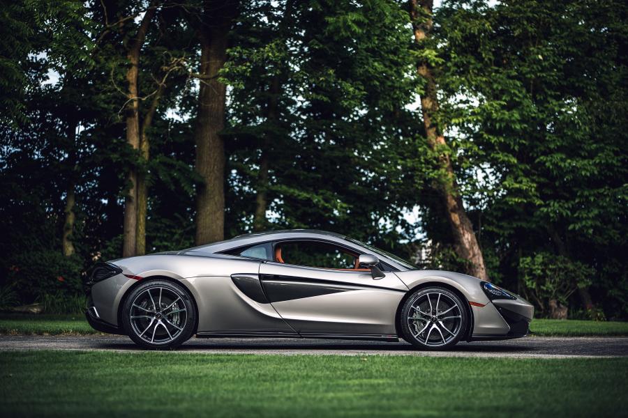  McLaren 570S Coupe 2015 года  (US) (фото 5 из 26)